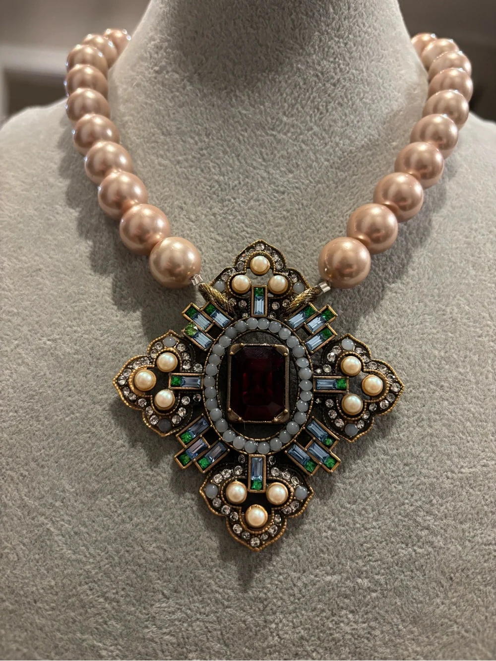 Creamy Pearl Necklace with Ornate vintage Jeweled Cross Pendant - Picture 2 of 3